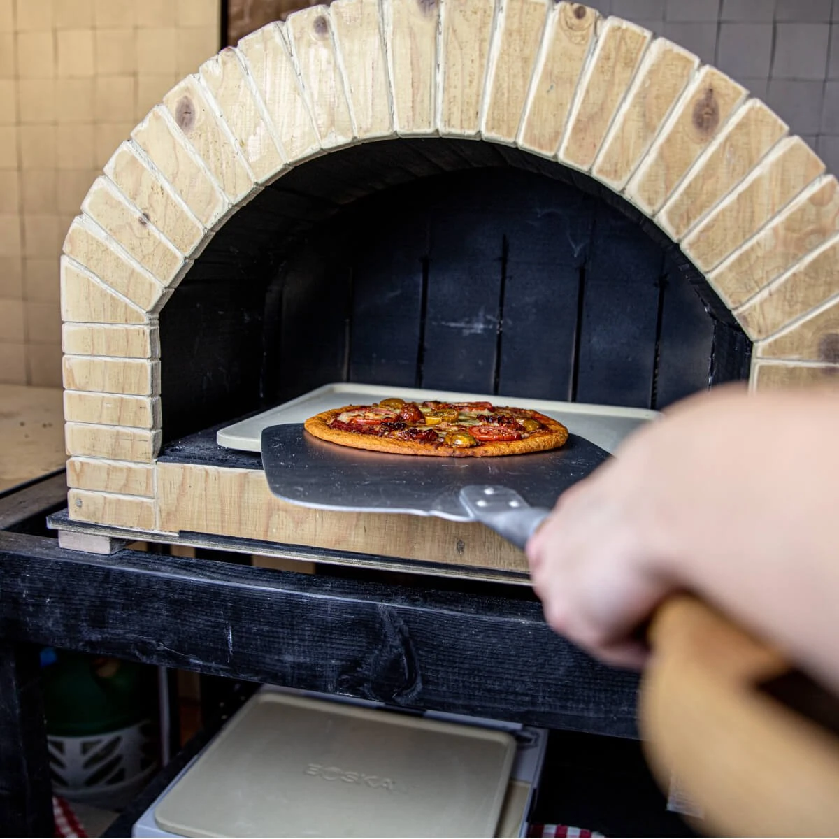 Boska Pizzasteen Deluxe Rechthoek - Voor De Oven - Knapperige Pizza's - 40x32 Cm - BBQ Accessoires - Afbeelding 12