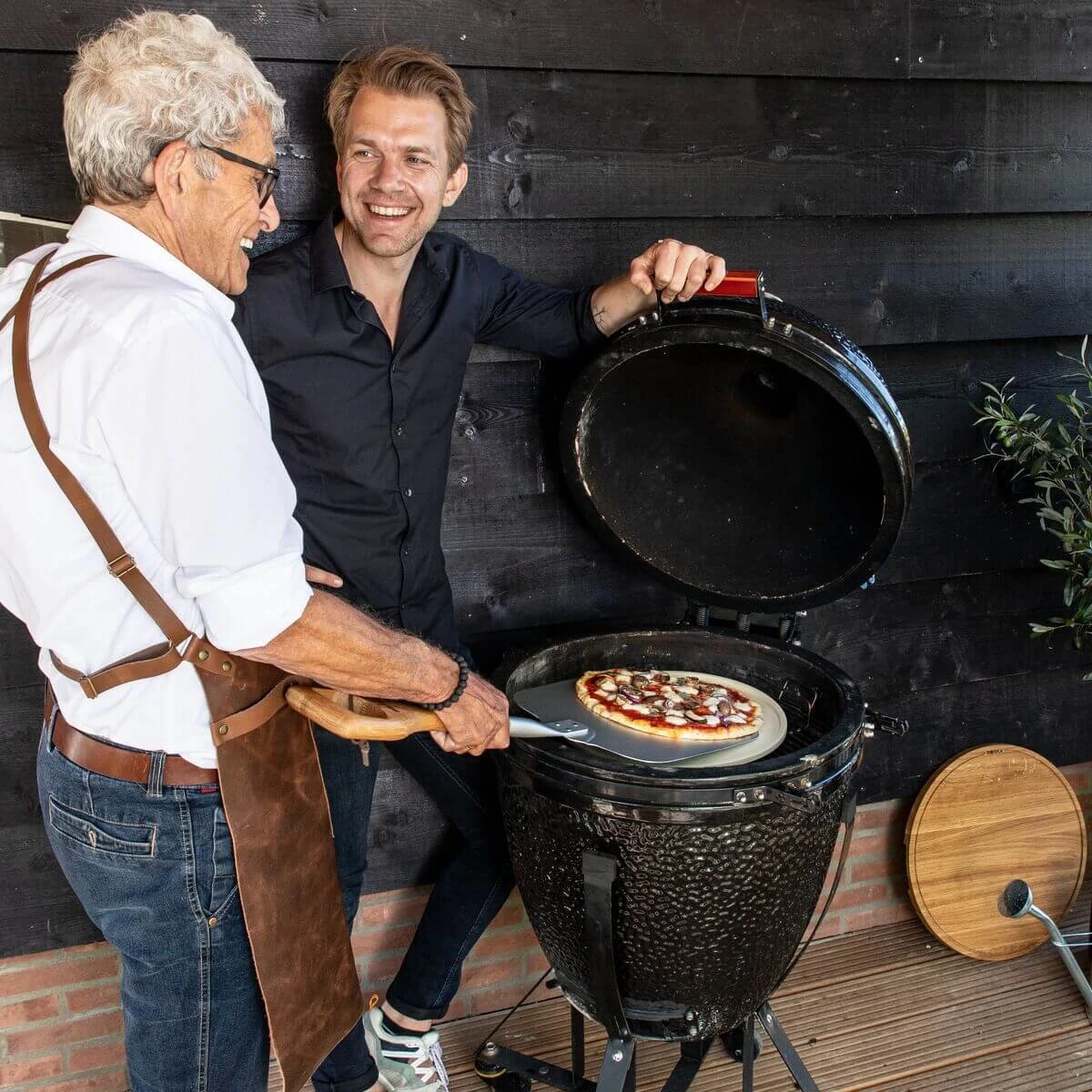 Boska Pizzaschep Barbecue - Kort Handvat - Stabiel - Aluminium - Eikenhout - BBQ Accessoires - Afbeelding 19