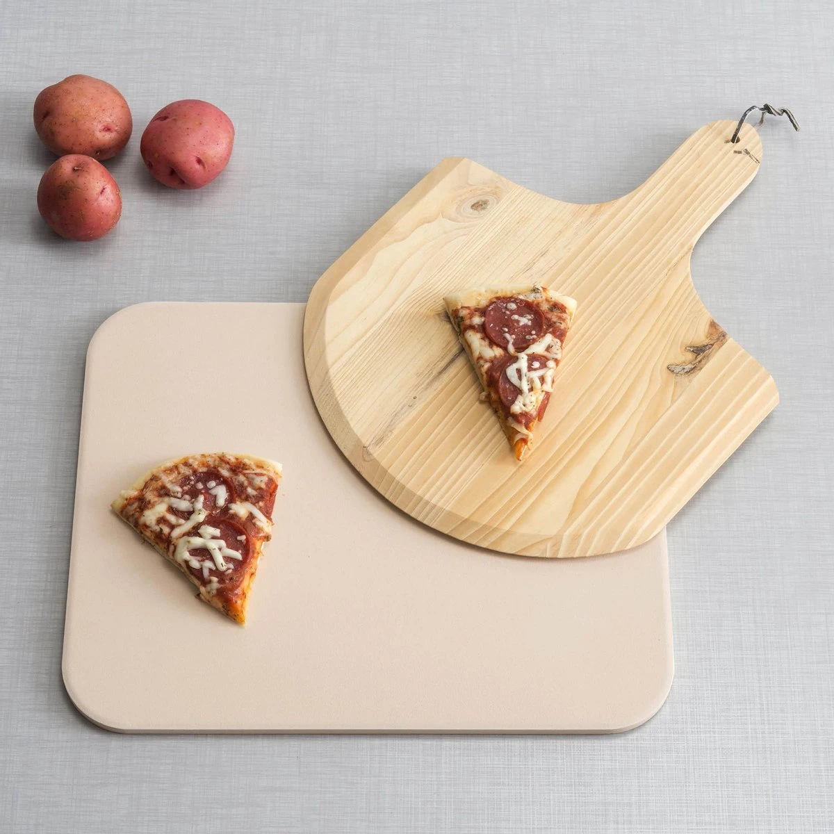 Buxibo 2in1 Pizzasteen - Voor BBQ & Oven - Inclusief Serveer Plank - Pizzabord/Pizzaplank - 30.5 X 38.1 X 1.4 Cm - Afbeelding 6