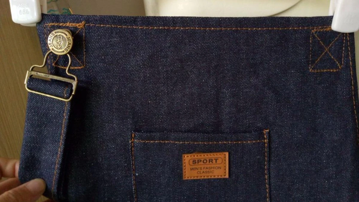 Merkloos Denim Schort - Dames - Heren - Spijkerstof - Keuken Schort - Koken - Koks Schort - Hobby - BBQ - Hip - CADEAU TIP! - Afbeelding 2